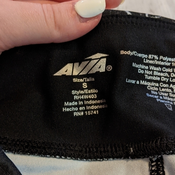 Like-New Set of Avia Marbled Gray Activewear Shorts and Leggings Size XS‎ and S - Picture 8 of 12